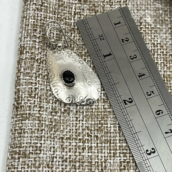 90's Vintage Sterling Silver Teardrop Dangle Earrings with Black Onyx Stone - Picture 5 of 15